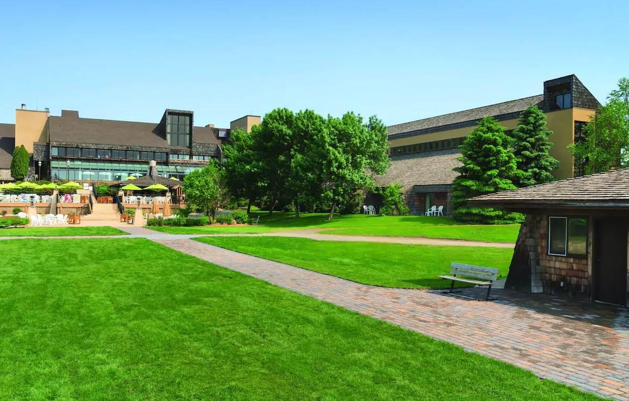 Arrowwood Resort Hotel And Conference Center - Alexandria Bagian luar foto