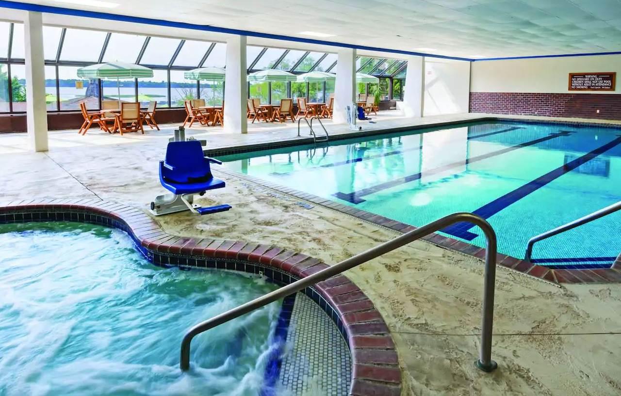 Arrowwood Resort Hotel And Conference Center - Alexandria Bagian luar foto