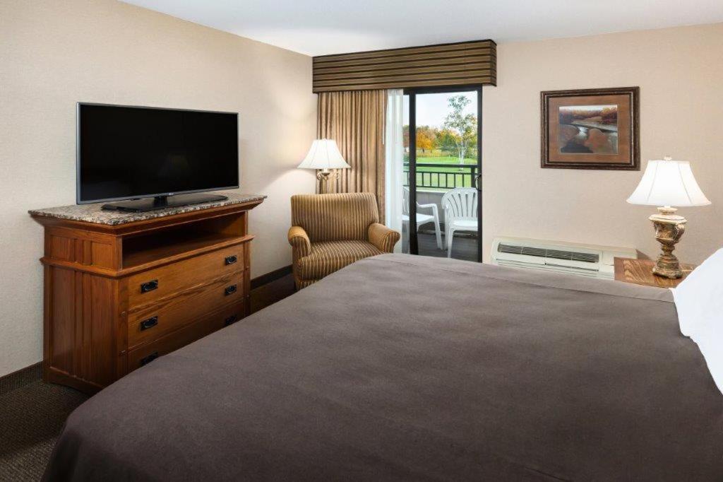 Arrowwood Resort Hotel And Conference Center - Alexandria Bagian luar foto